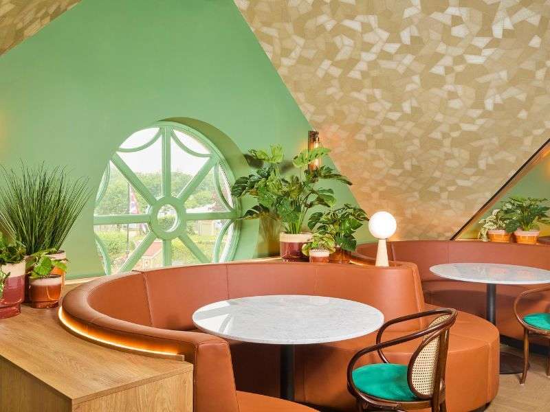 Lighthouse Lounge